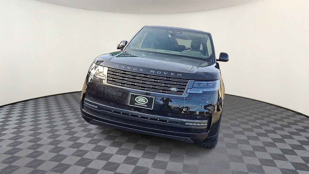 Certified 2024 Land Rover Range Rover P400 SE SUV