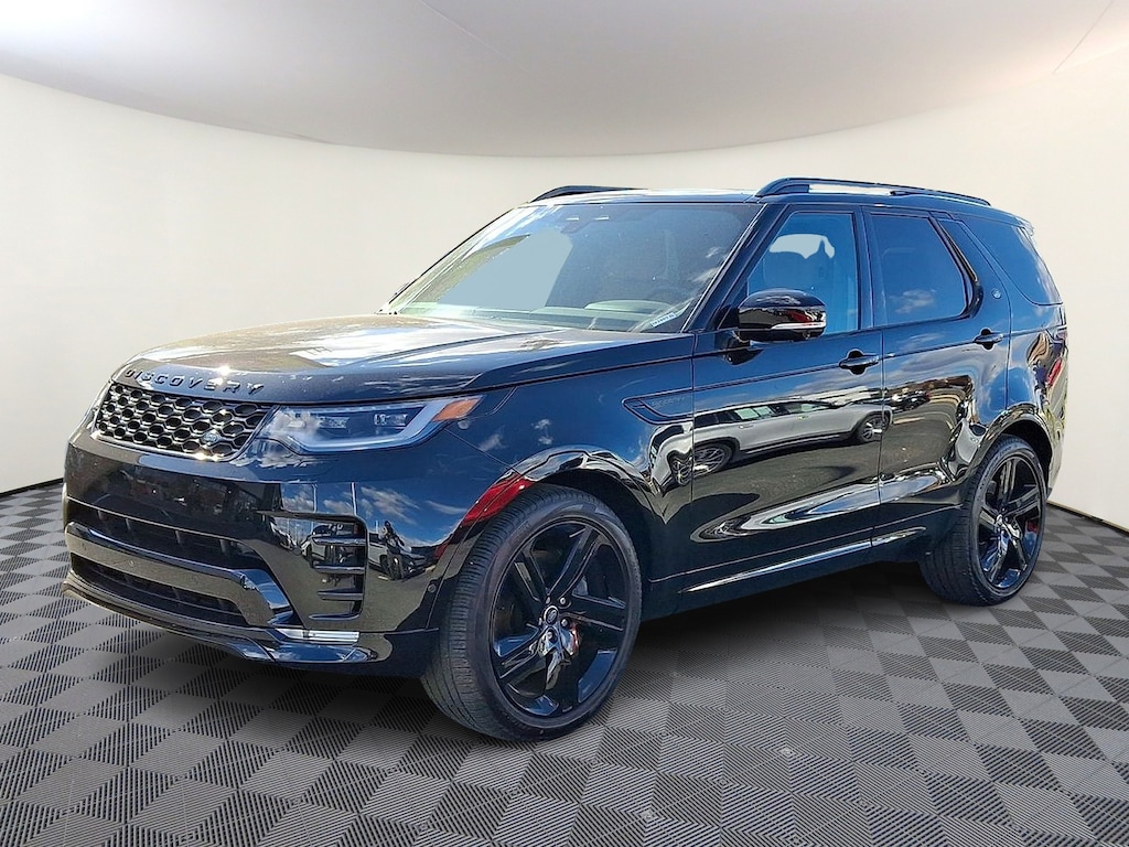 Certified 2025 Land Rover Discovery P360 Dynamic SE SUV