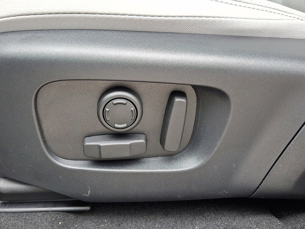 Certified 2026 Land Rover Range Rover Evoque Core S SUV