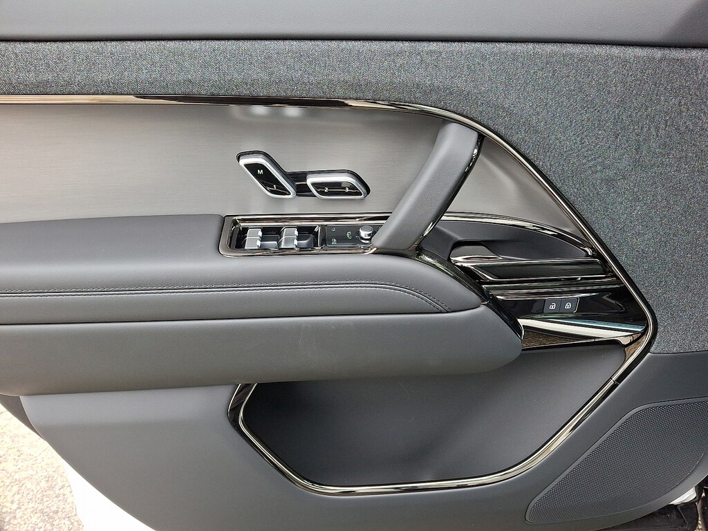 New 2026 Land Rover Range Rover Sport P360 SE Sport Utility