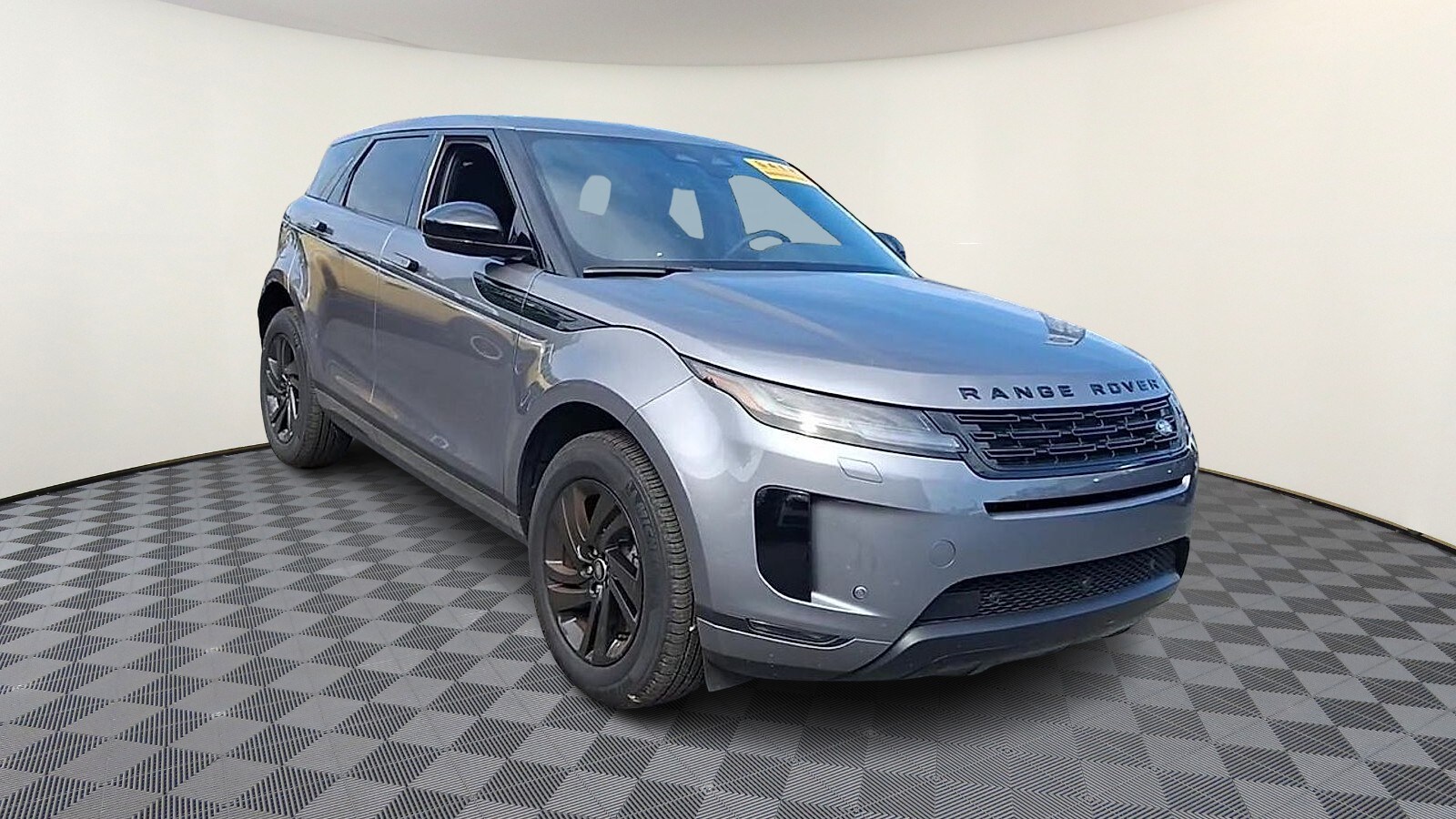 2025 Land Rover Range Rover Evoque S photo 2