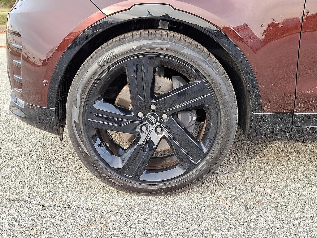 New 2026 Land Rover Discovery Tempest Edition Sport Utility