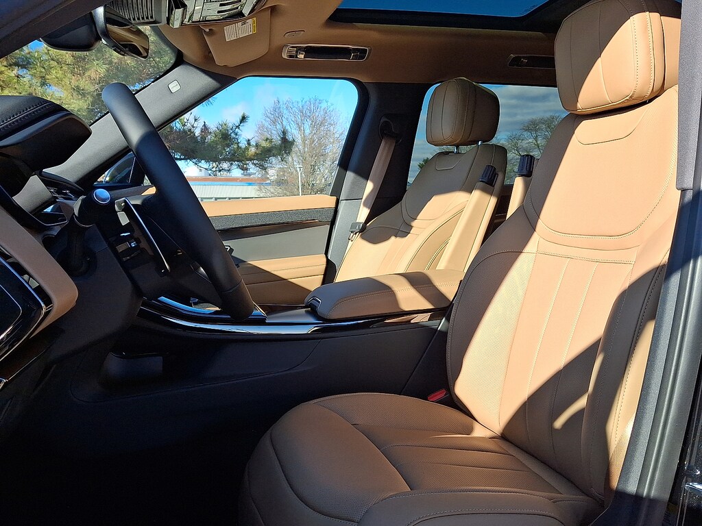 New 2026 Land Rover Range Rover Sport P360 SE Sport Utility