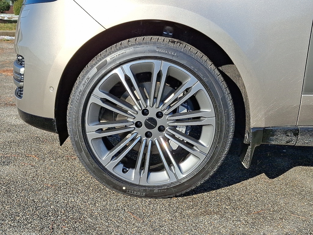 New 2026 Land Rover Range Rover P400 SE 7 Seat Sport Utility