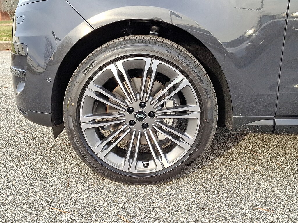 New 2025 Land Rover Range Rover Sport P360 SE Sport Utility