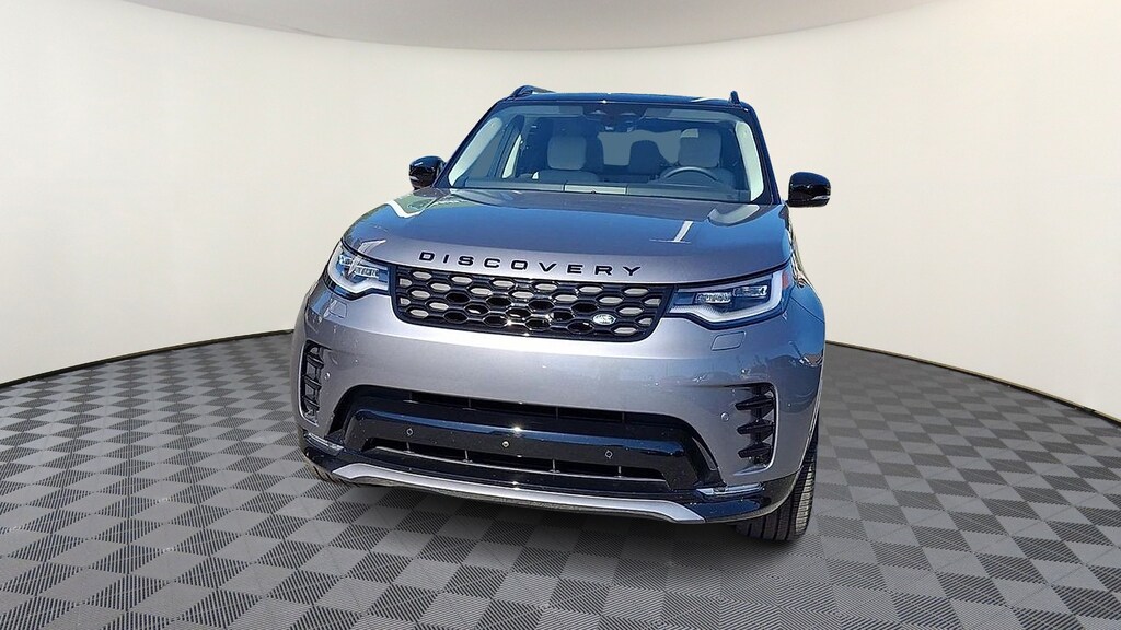 Certified 2025 Land Rover Discovery P300 Dynamic SE SUV