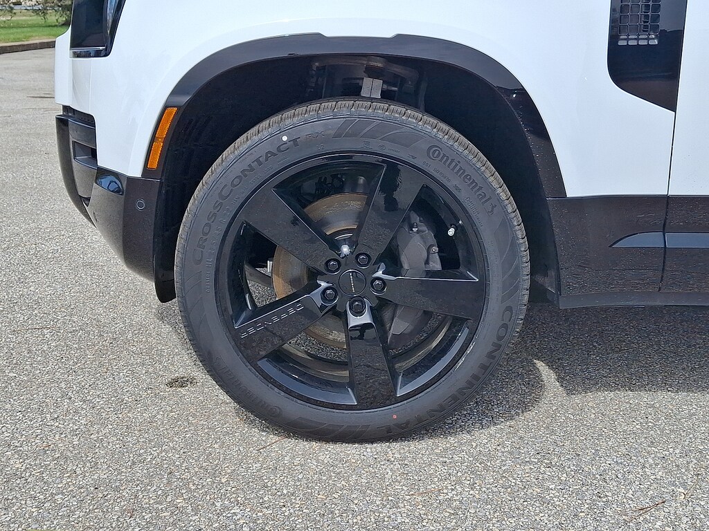 New 2026 Land Rover Defender 110 P400 X-Dynamic SE Sport Utility