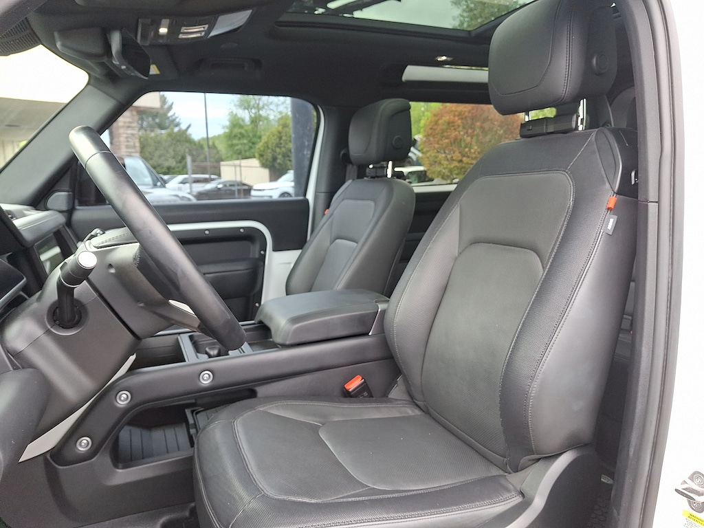 Certified 2023 Land Rover Defender 90 X-Dynamic SE SUV