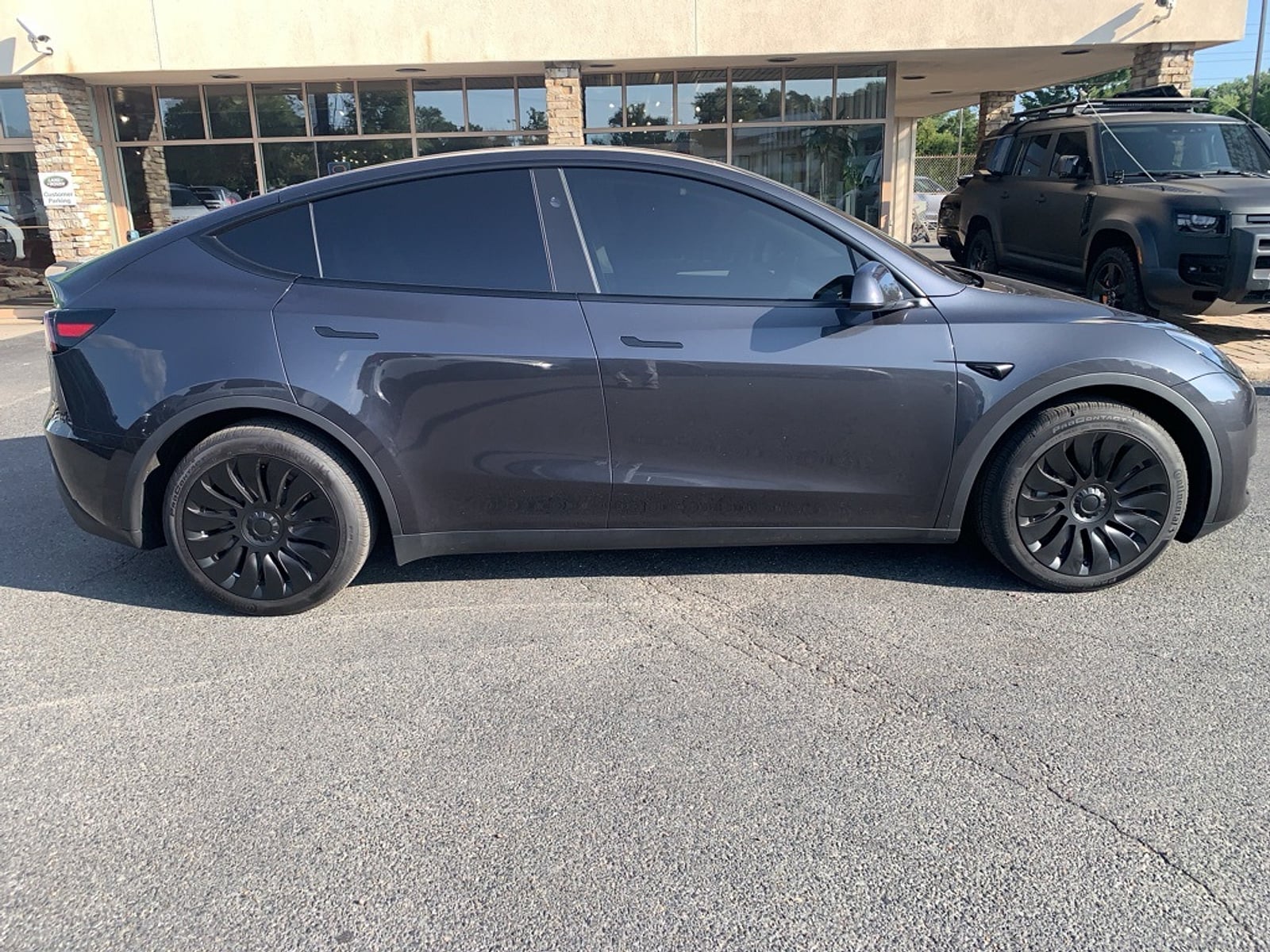 Used 2024 Tesla Model Y Long Range with VIN 7SAYGAEE8RF992320 for sale in Limerick, PA