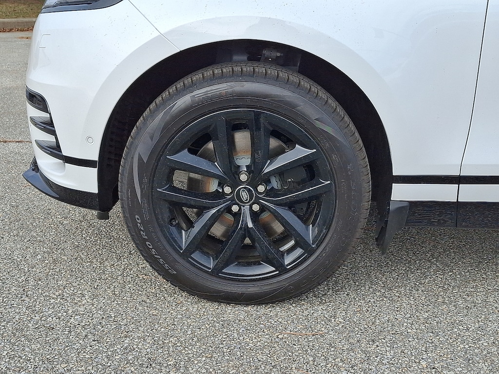 New 2026 Land Rover Range Rover Velar P250 Dynamic SE Sport Utility