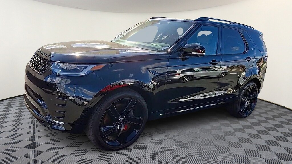 Certified 2025 Land Rover Discovery P360 Dynamic SE SUV