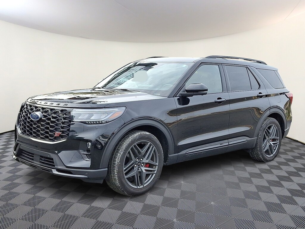 Used 2025 Ford Explorer ST SUV