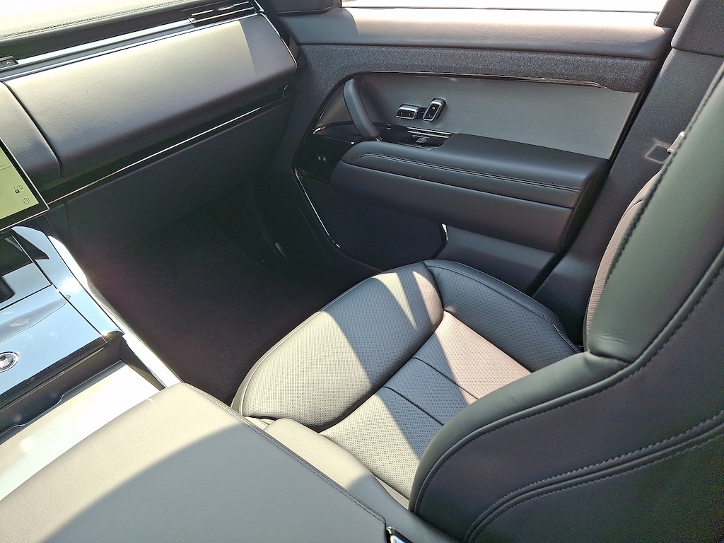 New 2026 Land Rover Range Rover Sport P400 Dynamic SE Sport Utility