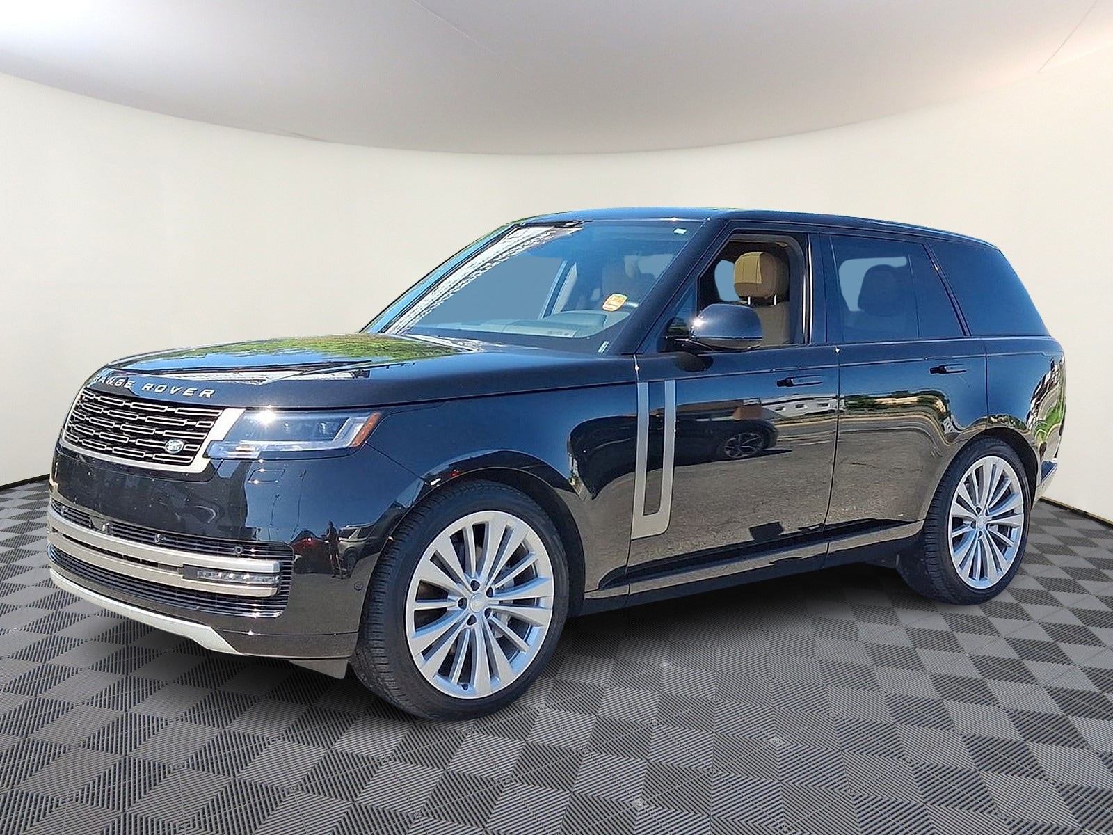 2024 Land Rover Range Rover 3.0 SE SWB's photo