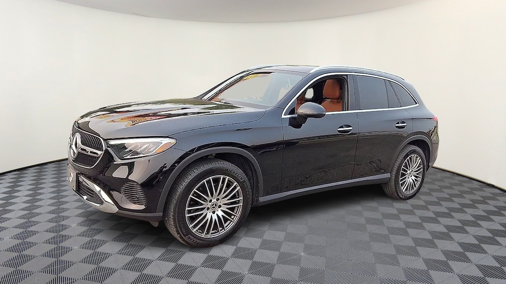 Used 2025 Mercedes-Benz GLC 300 4MATIC SUV