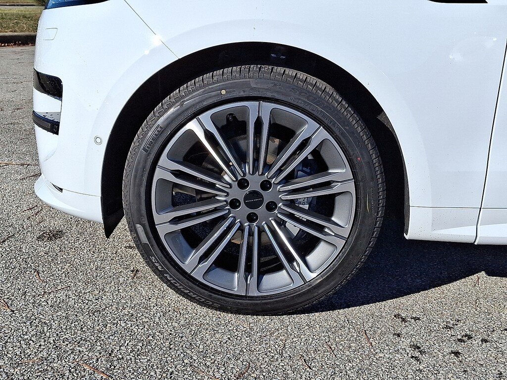 New 2026 Land Rover Range Rover Sport P400 Dynamic SE Sport Utility