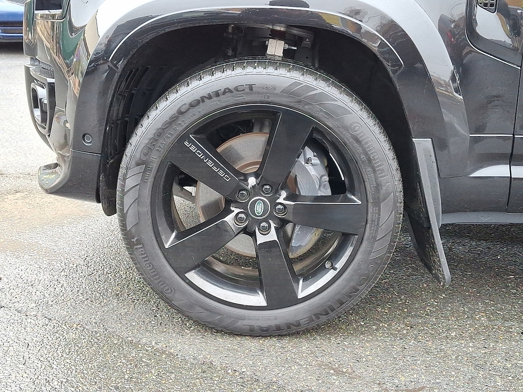 Certified 2024 Land Rover Defender 110 X-Dynamic SE SUV