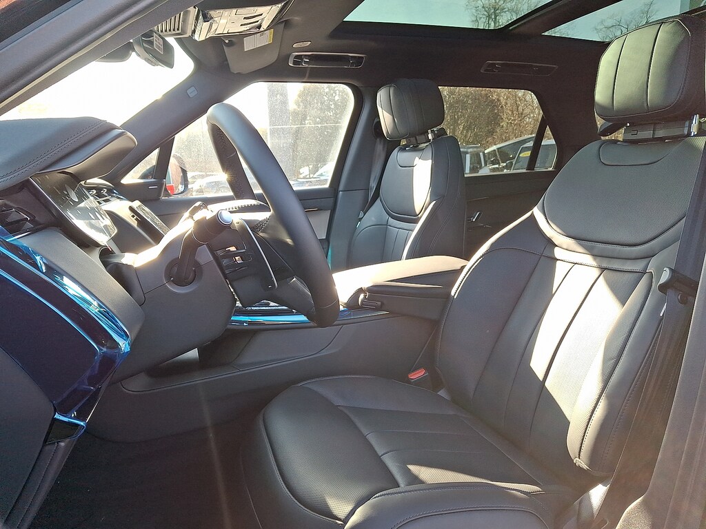 New 2026 Land Rover Range Rover Sport P360 SE Sport Utility