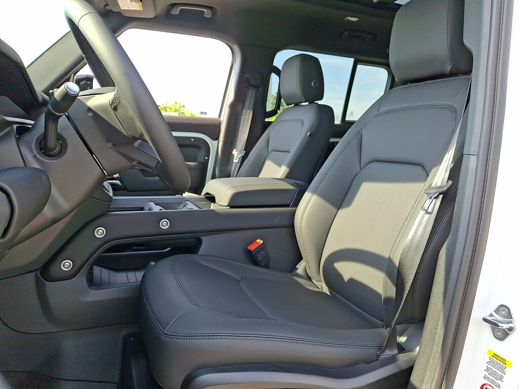 New 2026 Land Rover Defender 110 P400 X-Dynamic SE Sport Utility