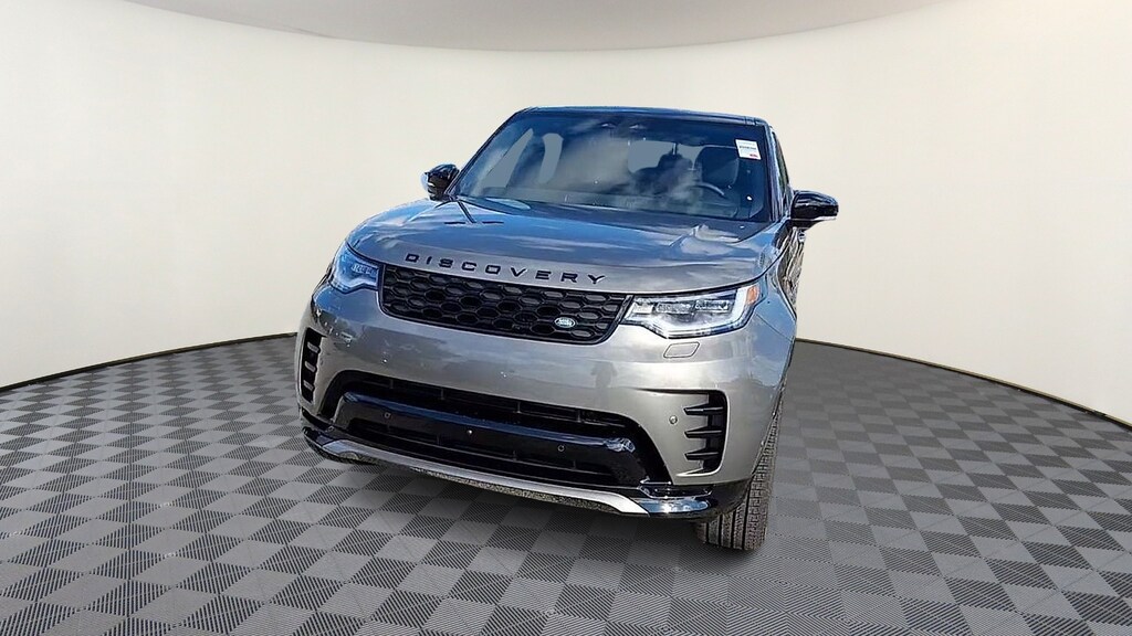 Certified 2024 Land Rover Discovery P360 Dynamic SE SUV