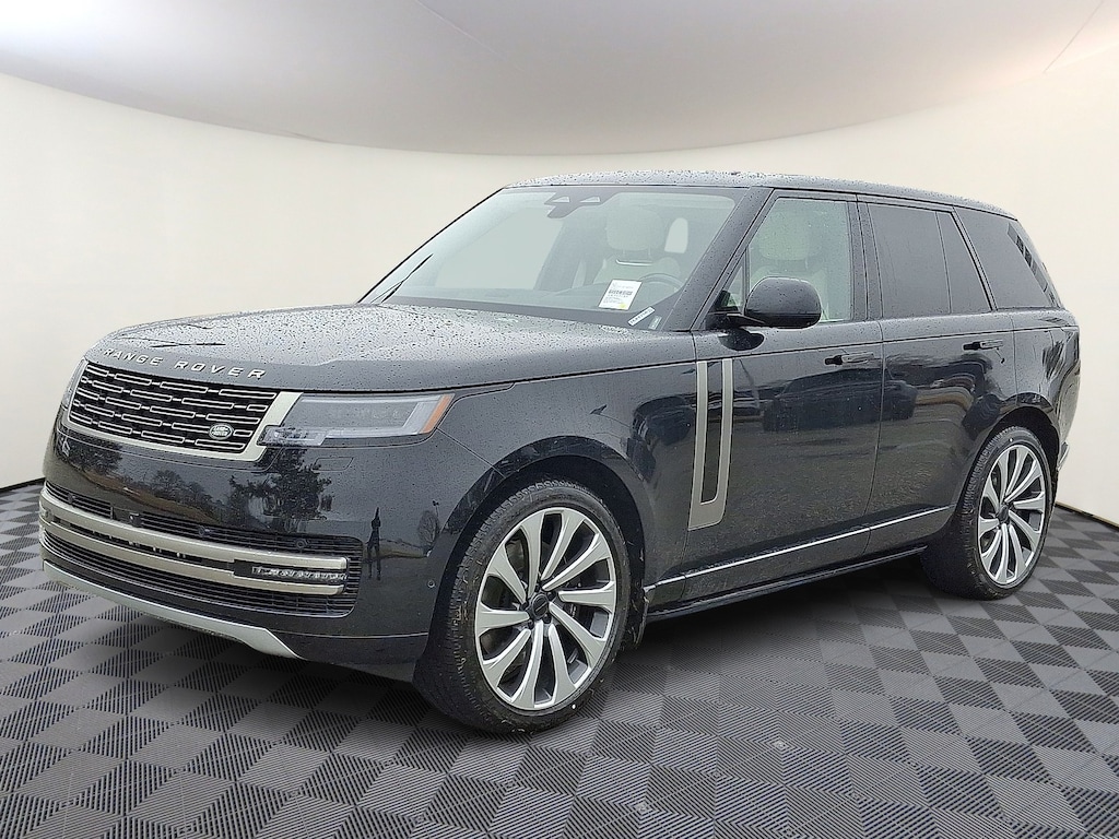 New 2026 Land Rover Range Rover P530 SE Sport Utility