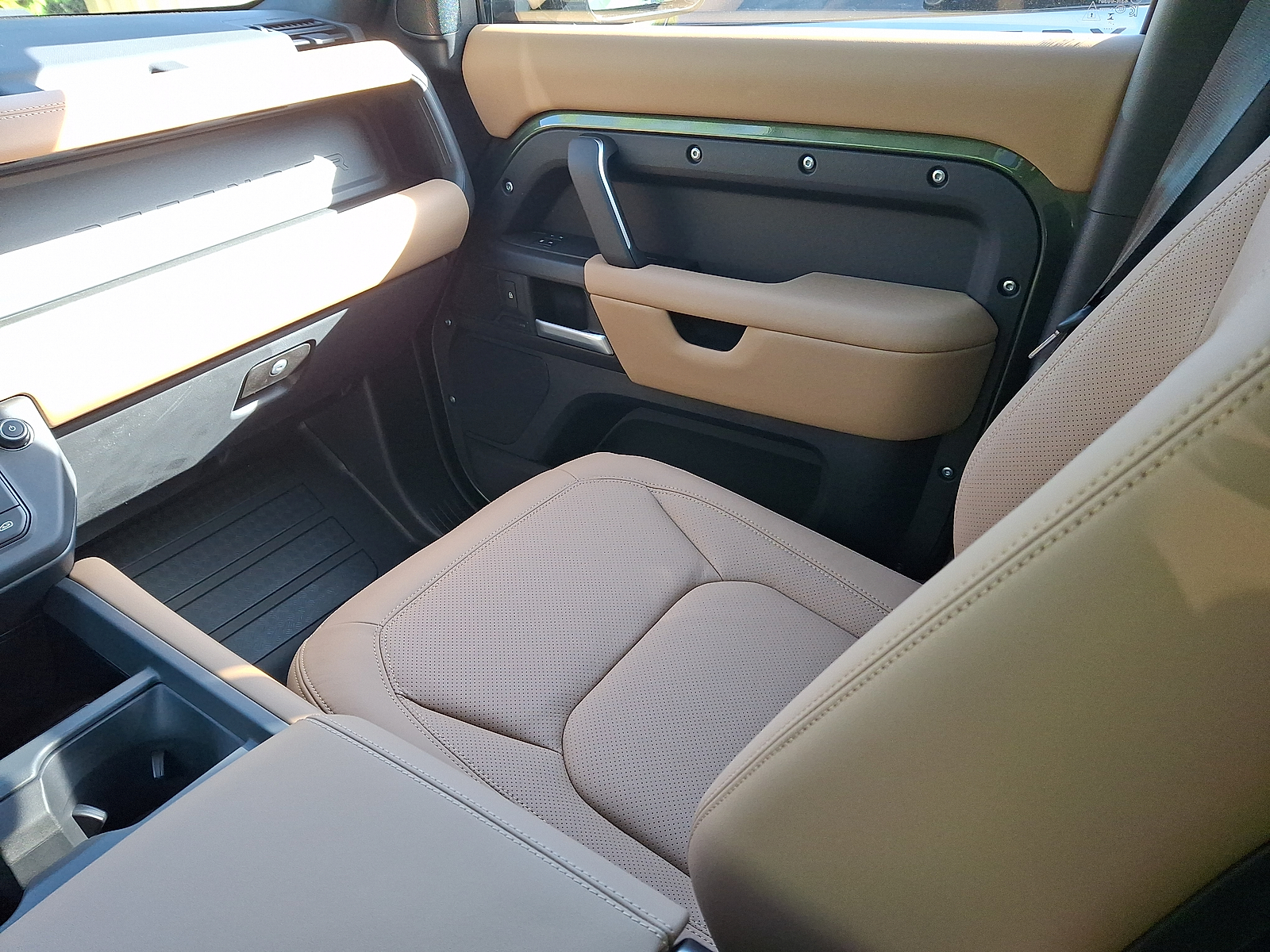 New 2026 Land Rover Defender 110 P300 S Sport Utility