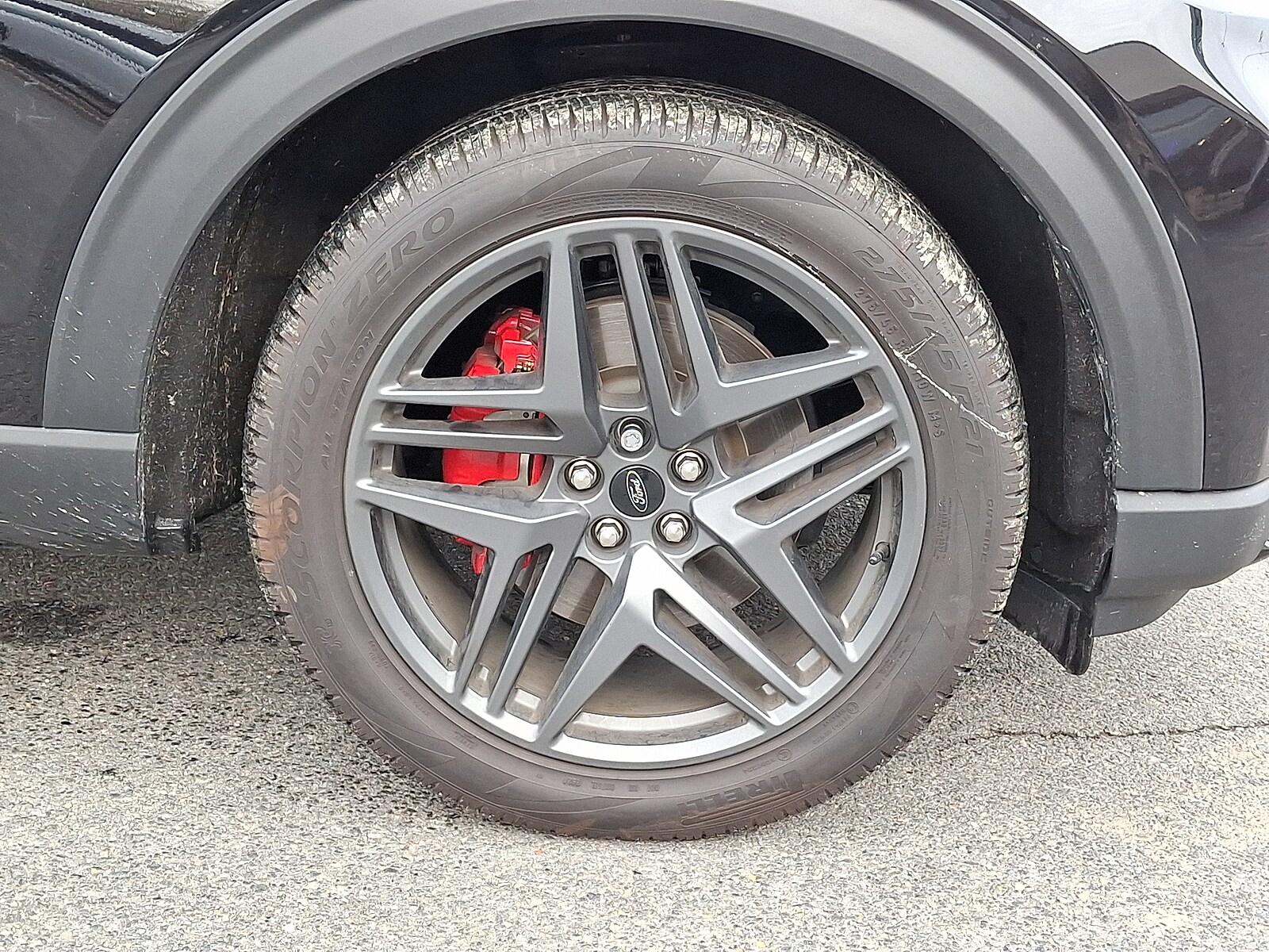 2025 Ford Explorer ST photo 2