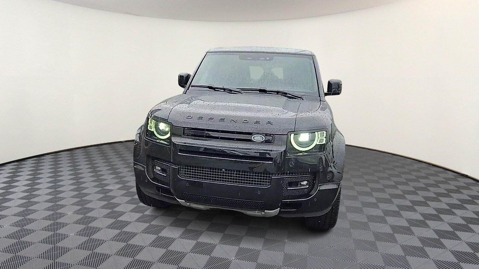 2024 Land Rover Defender 110 V8 photo 3