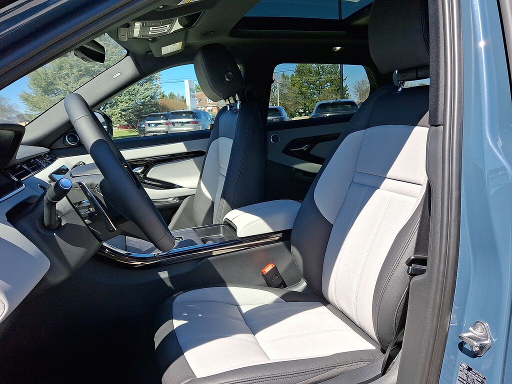 Certified 2026 Land Rover Range Rover Evoque Dynamic SE SUV