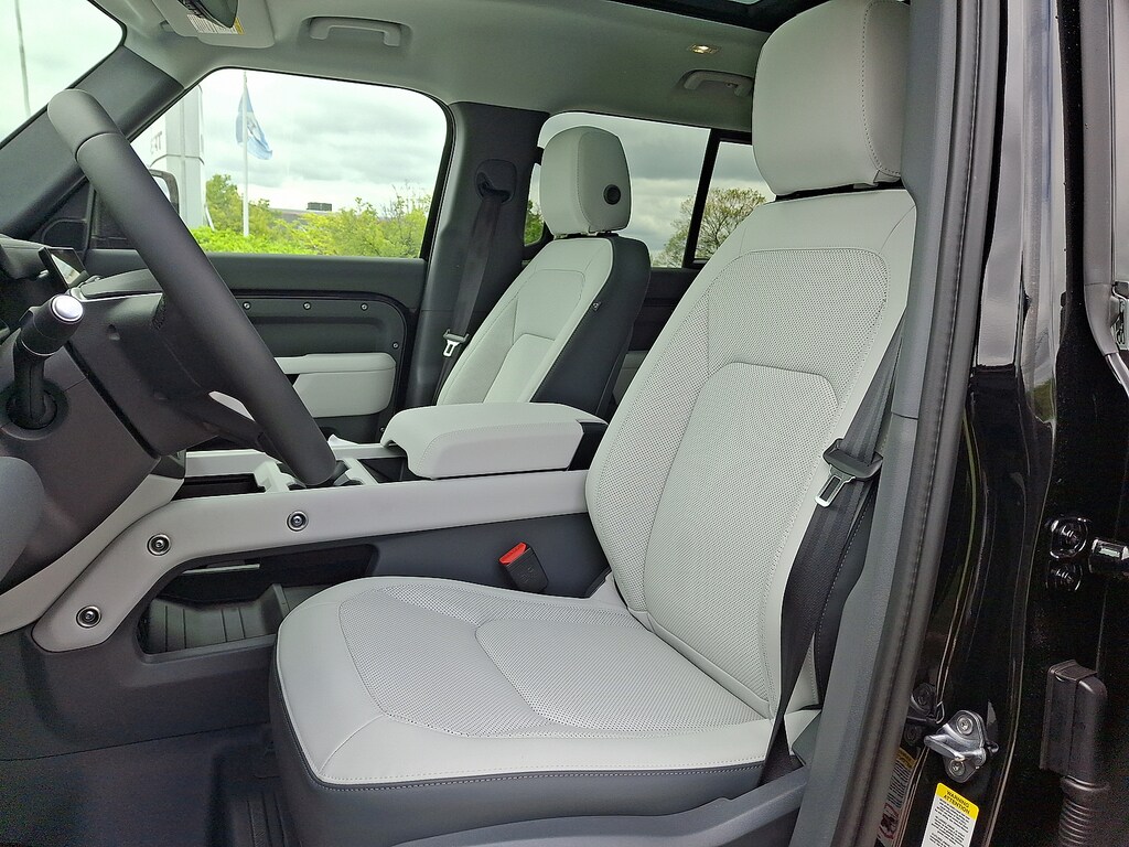 New 2026 Land Rover Defender 110 P400 X-Dynamic SE Sport Utility