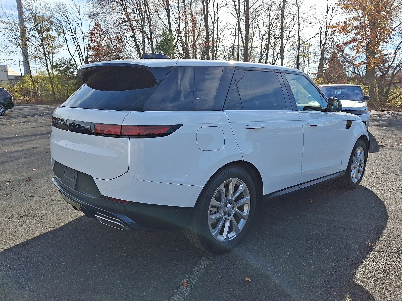 2025 Land Rover Range Rover Sport P360 S photo 2