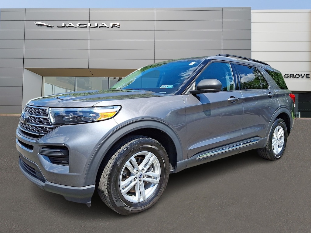 Used 2024 Ford Explorer XLT Sport Utility