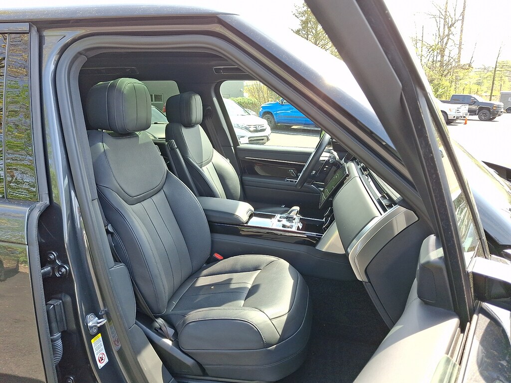 Certified 2023 Land Rover Range Rover P530 SE Sport Utility