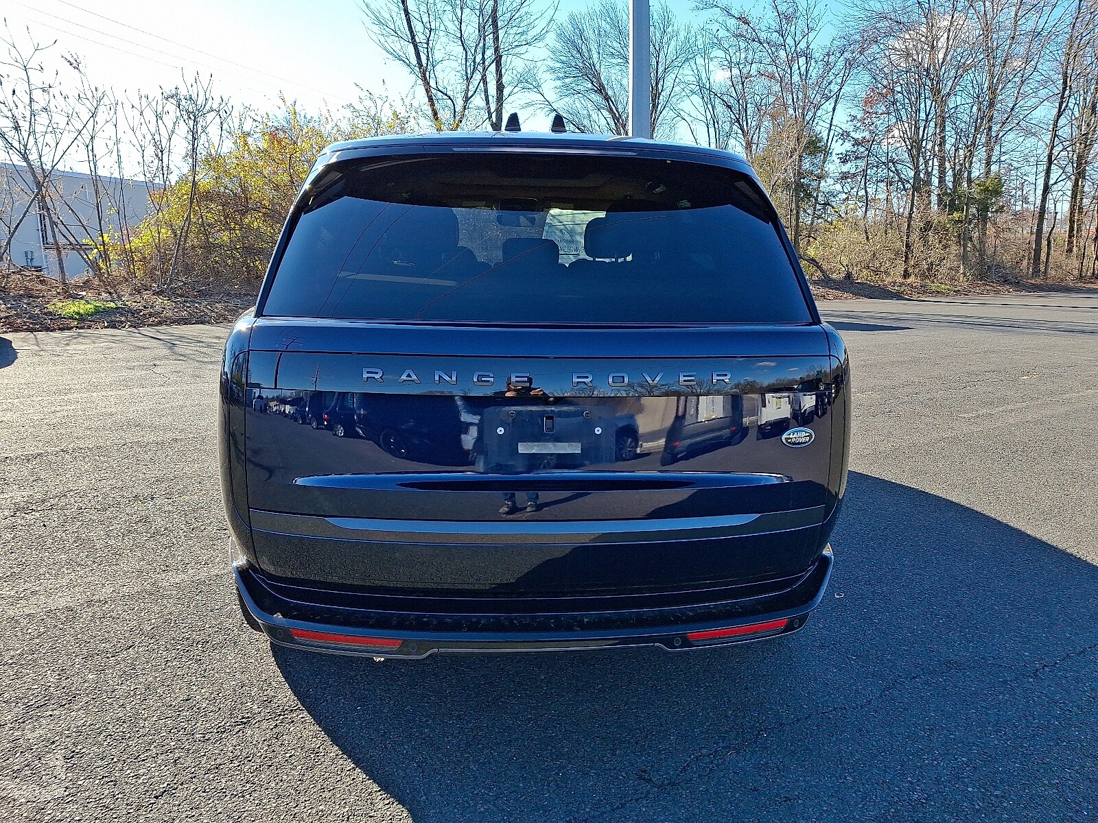 2023 Land Rover Range Rover SE photo 4