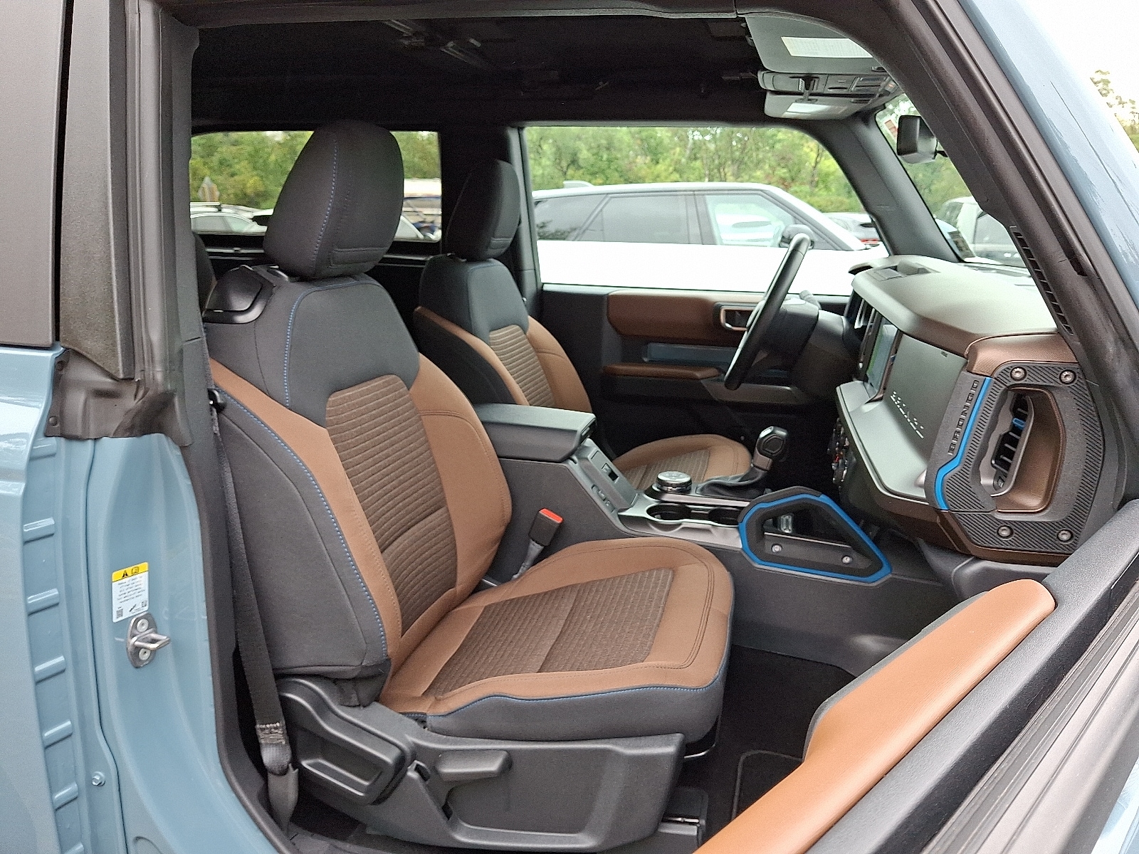 2023 Ford Bronco Outer Banks photo 3