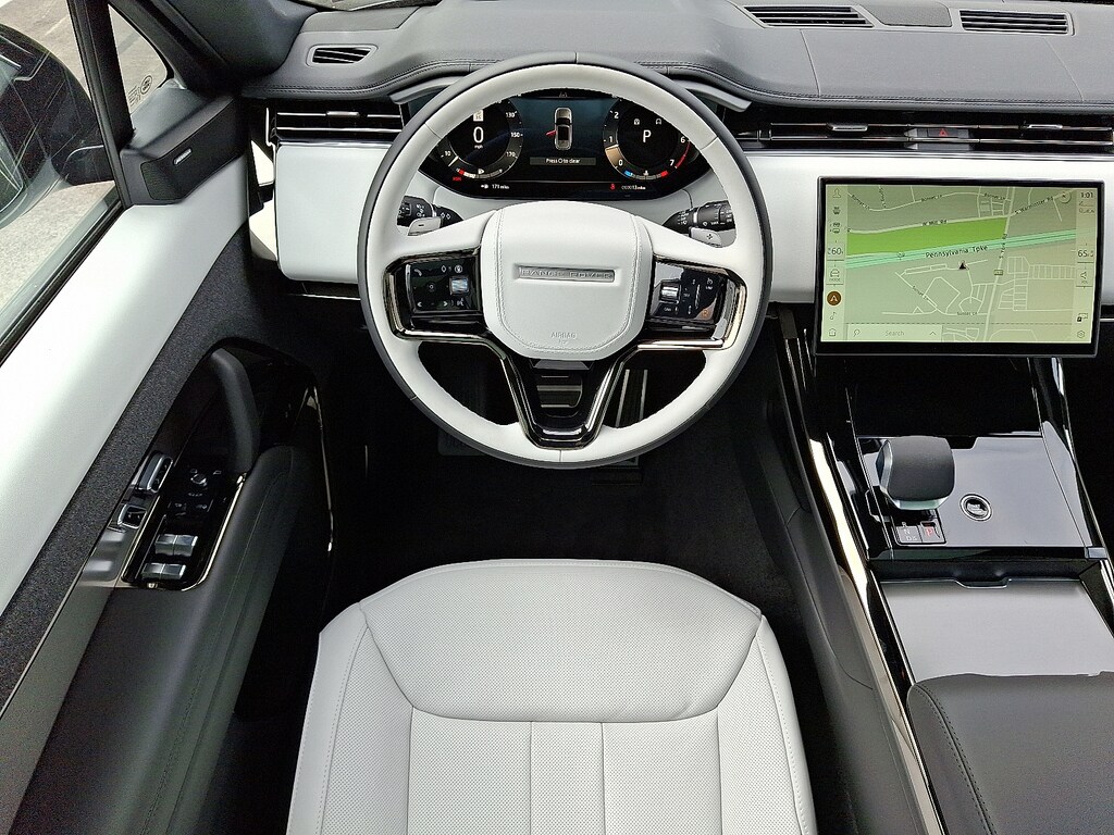 New 2025 Land Rover Range Rover Sport P400 Dynamic SE Sport Utility