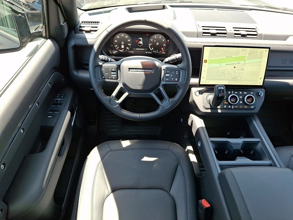 New 2026 Land Rover Defender P400 X-Dynamic SE Sport Utility