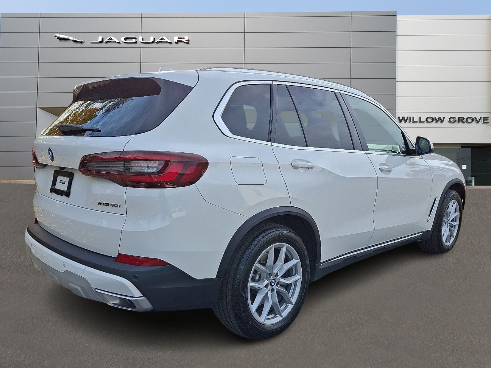 2023 Bmw X5 xDrive40i photo 2