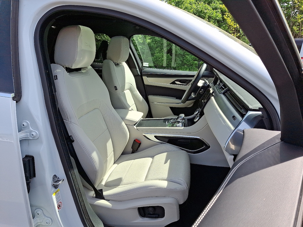 Certified 2025 Jaguar F-PACE R-Dynamic S P250 AWD Automatic Sport Utility