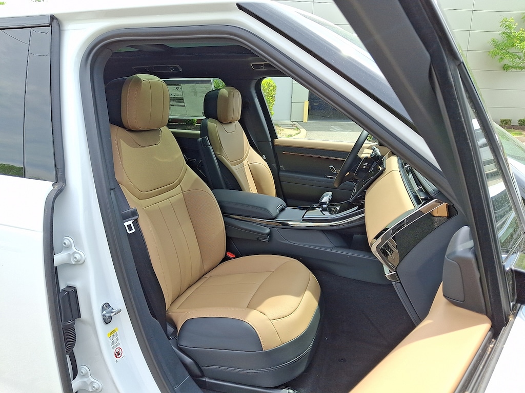 New 2026 Land Rover Range Rover Sport P530 Dynamic SE Sport Utility