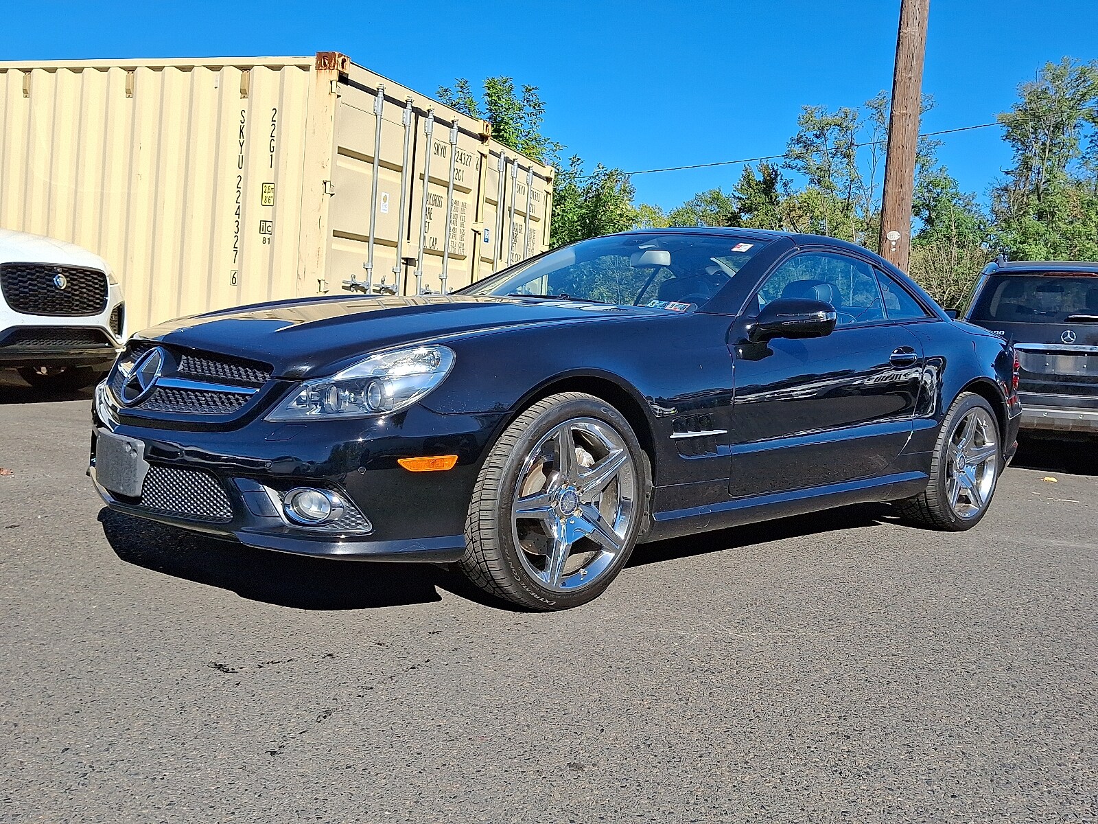 2011 Mercedes Benz SL 550 photo 3