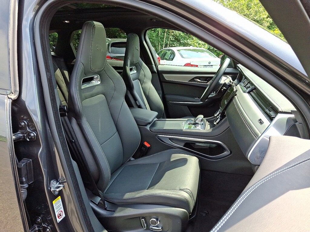 Certified 2025 Jaguar F-PACE R-Dynamic S P250 AWD Automatic Sport Utility