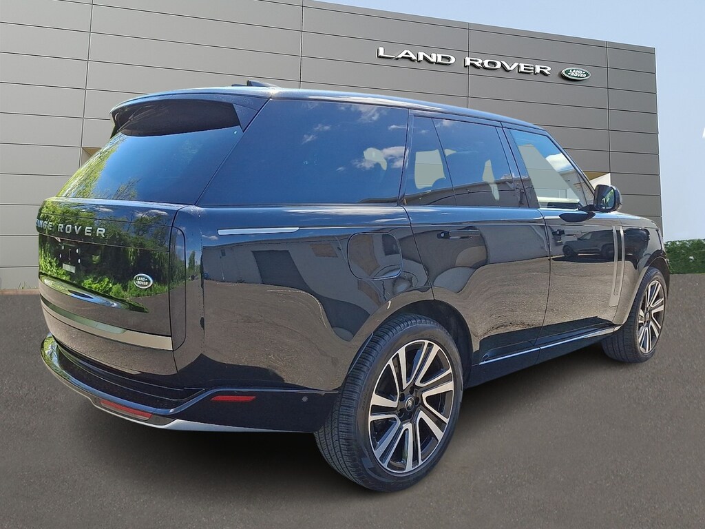 Certified 2023 Land Rover Range Rover P400 SE Sport Utility