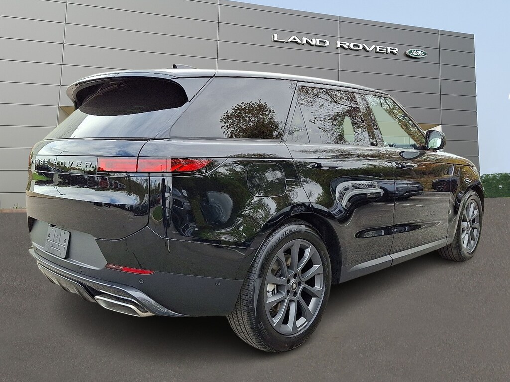 New 2025 Land Rover Range Rover Sport P360 SE Sport Utility