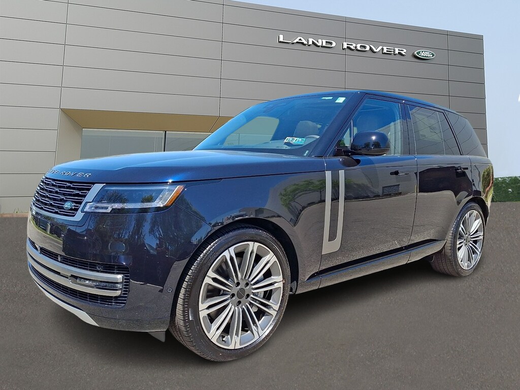New 2026 Land Rover Range Rover P530 SE Sport Utility