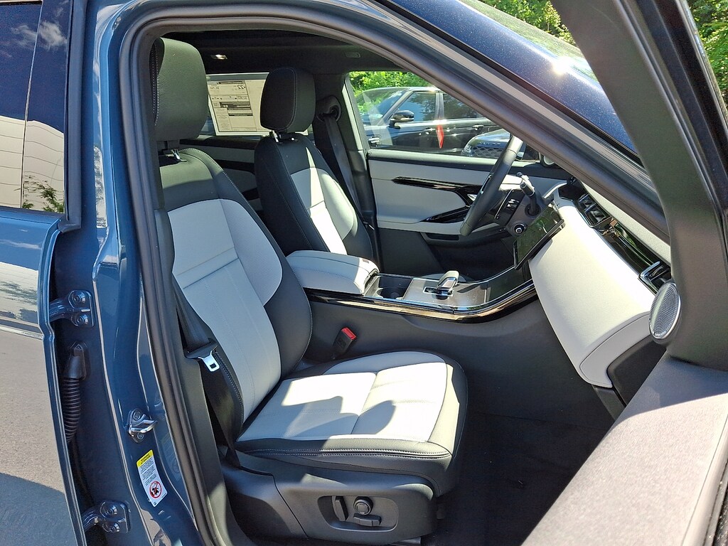 Used 2026 Land Rover Range Rover Evoque Hoxton Edition Sport Utility
