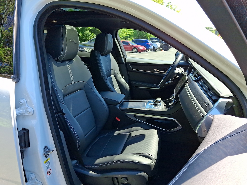 Certified 2026 Jaguar F-PACE R-Dynamic S P250 AWD Automatic Sport Utility