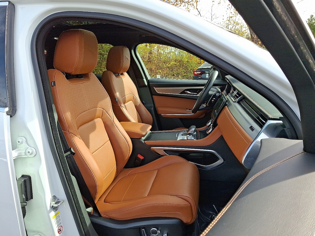 Certified 2025 Jaguar F-PACE R-Dynamic S P250 AWD Automatic Sport Utility