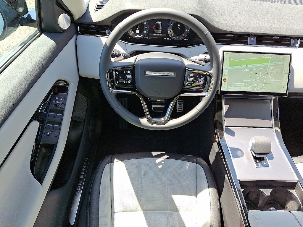 Certified 2025 Land Rover Range Rover Evoque Dynamic SE Sport Utility