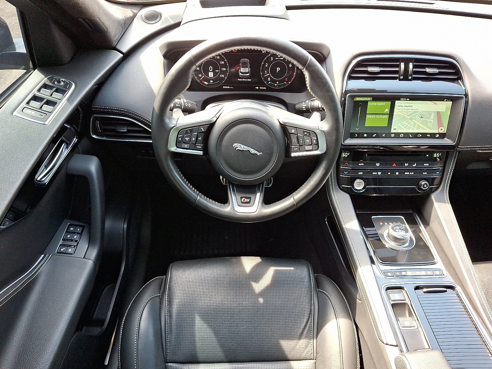 2020 Jaguar F-PACE S photo 4